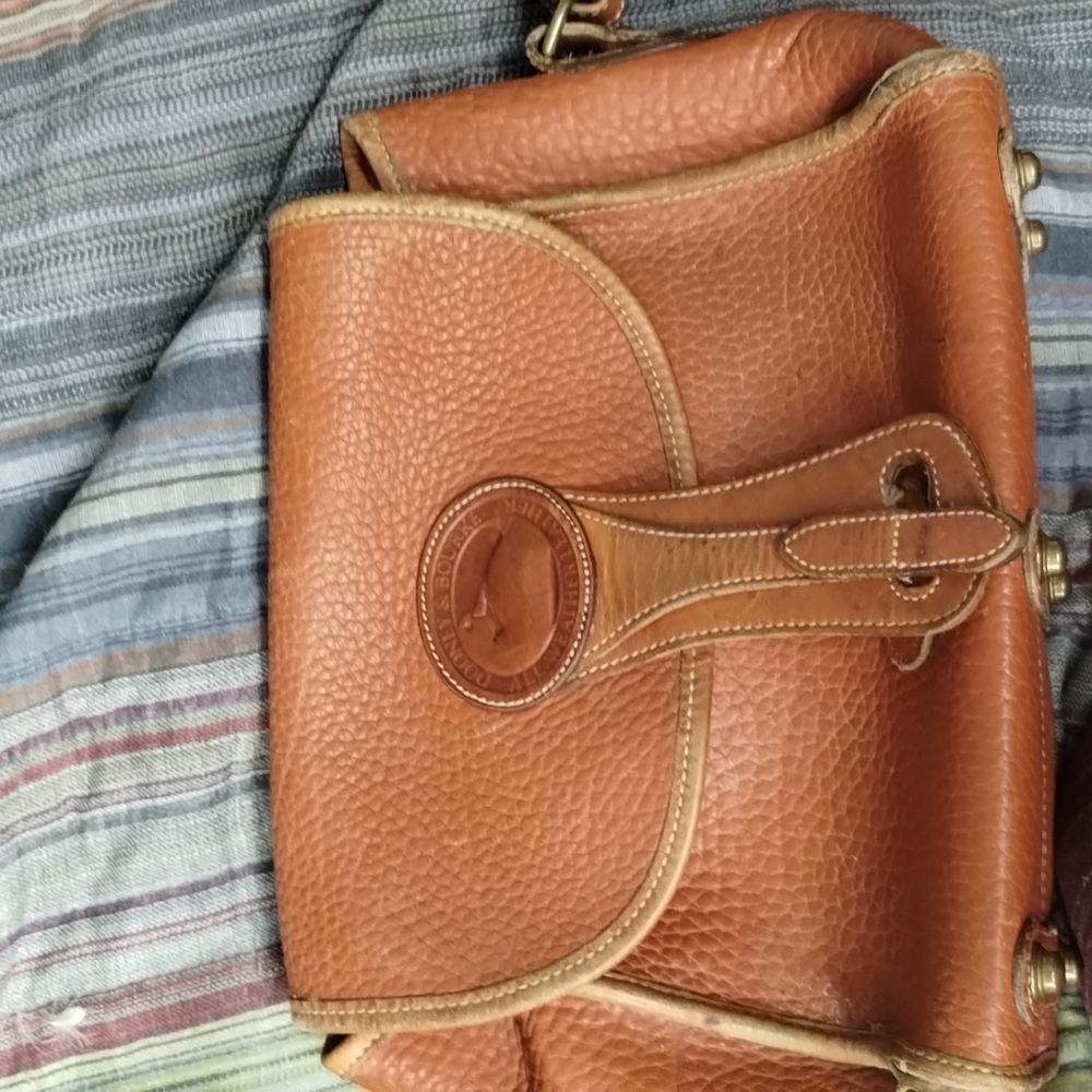Vintage Dooney & Bourke brown purse